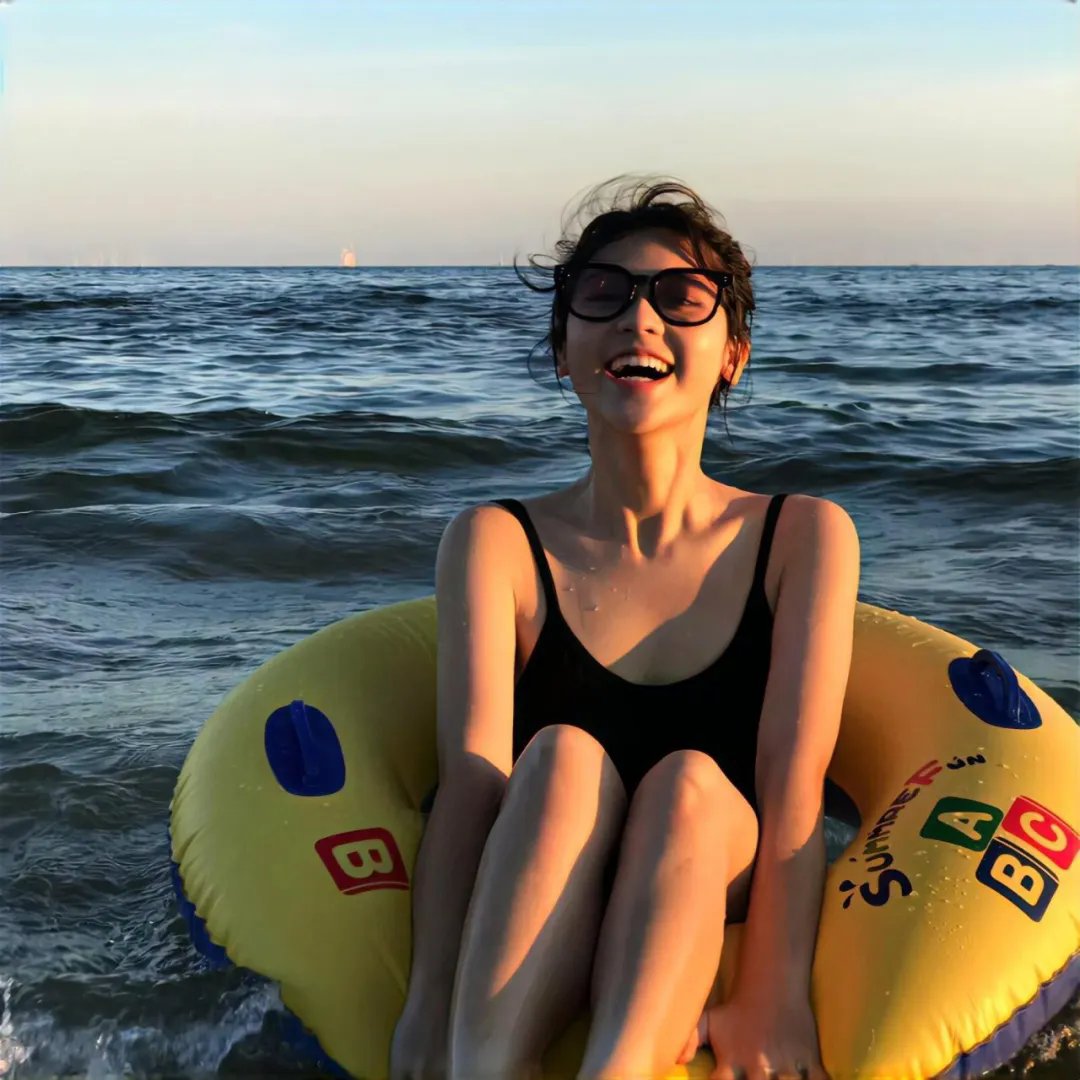 绿茵场外